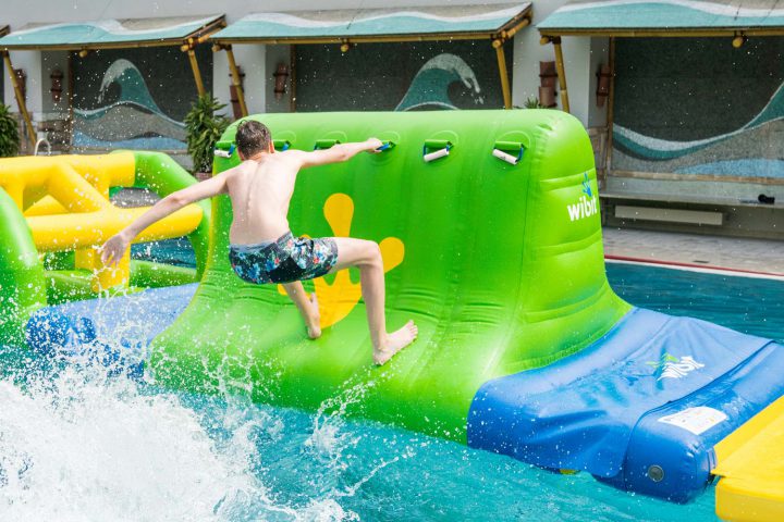 30014 Cliff 2018 Pool 005 Web 30014 Cliff 2018 Pool 005 Web